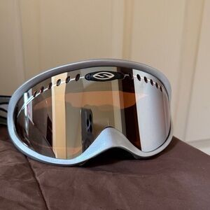 SMITH Goggles with Silver Frame and Brown Lens